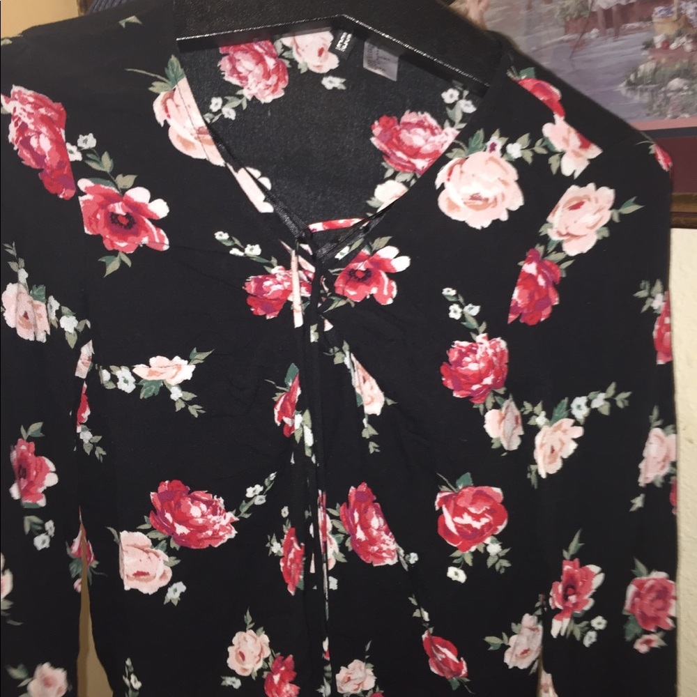 Floral top